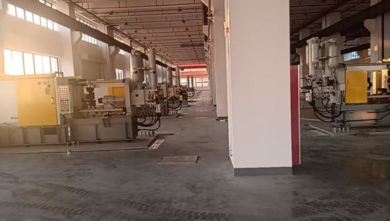 新机入新厂，伟业启新章